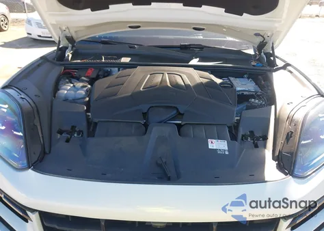 2024 Porsche Cayenne z USA, uszkodzony, nr VIN WP1AA2AY4RDA14053